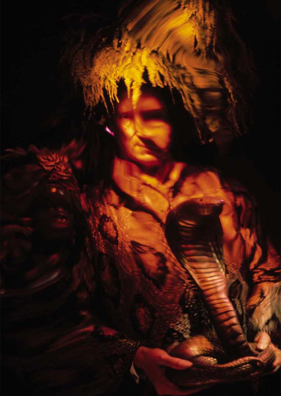 Ira Cohen, William Burroughs and his Gilded Cobra, 1966. Pigment print, 106 x 70 cm. Photo: © Ira Cohen Archive, LLC.